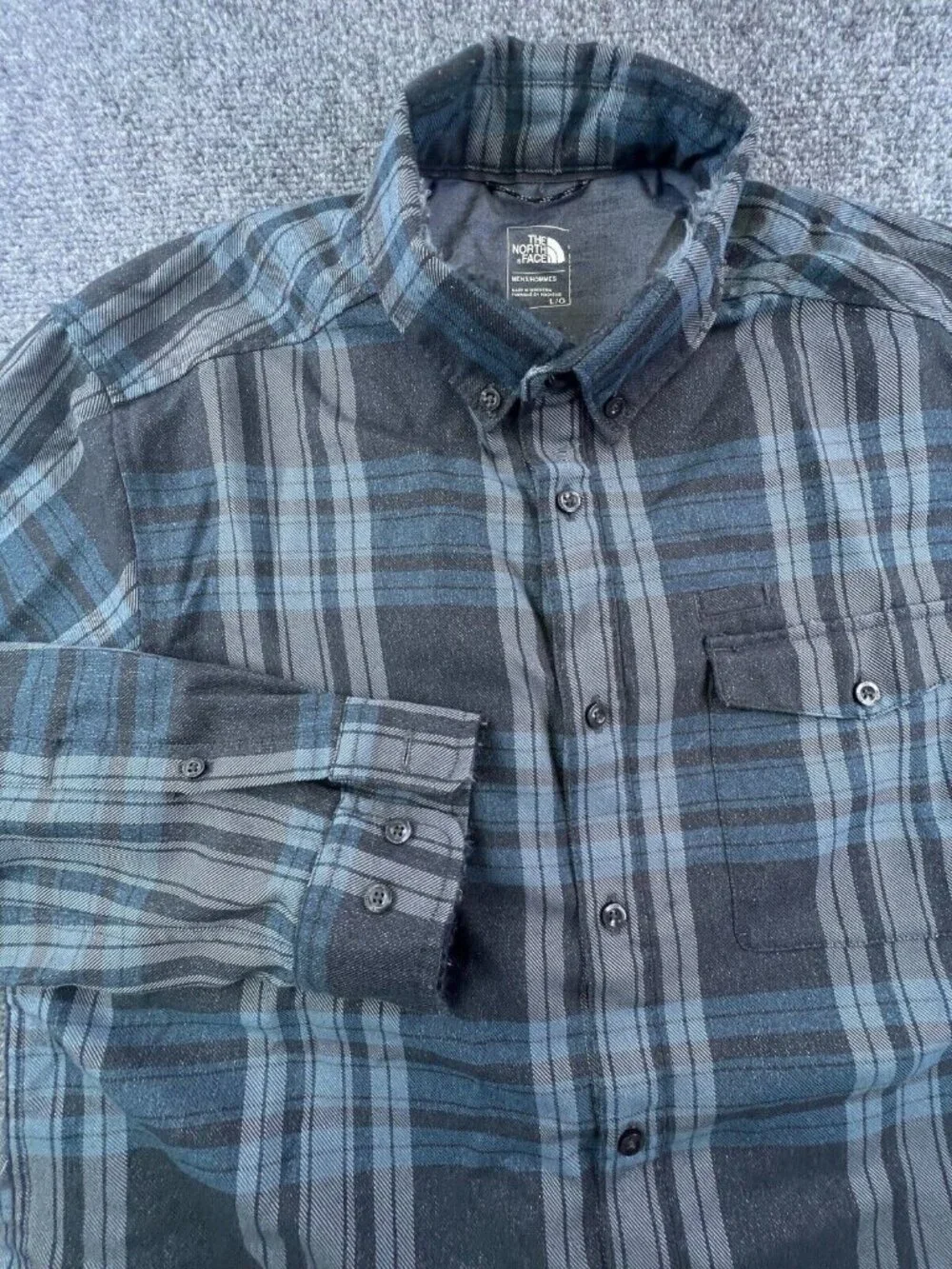 The North Face Adult Men's Large Multicolored Plaid Button Up Long Sleeve Shirt